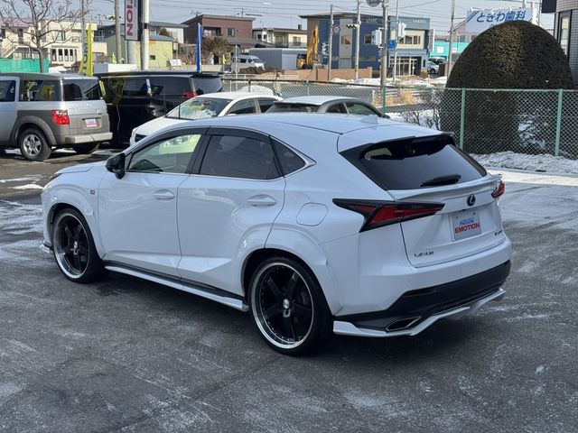 TOYOTA LEXUS NX300 AWD 2017 Image 31