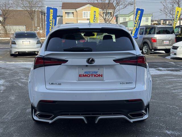 TOYOTA LEXUS NX300 AWD 2017 Image 31