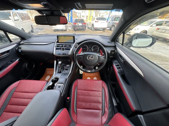 TOYOTA LEXUS NX300 AWD 2017 Image 31