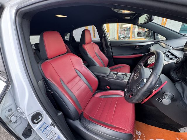 TOYOTA LEXUS NX300 AWD 2017 Image 31