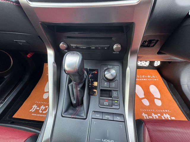 TOYOTA LEXUS NX300 AWD 2017 Image 31