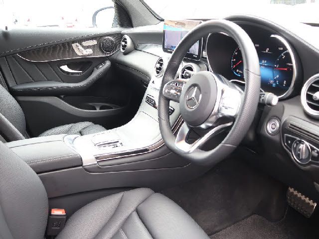 MERCEDES BENZ GLC CL 2023 Image 31