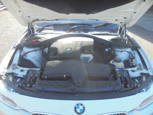 BMW 3SERIES SEDAN 2013 Image 31