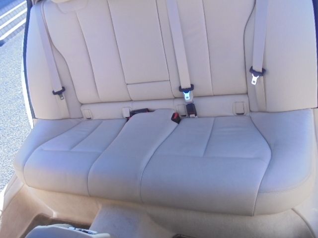 BMW 3SERIES SEDAN 2013 Image 31