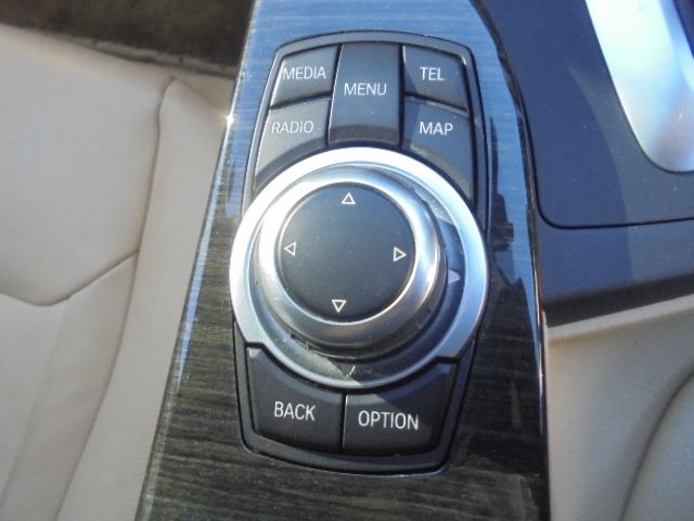 BMW 3SERIES SEDAN 2013 Image 31