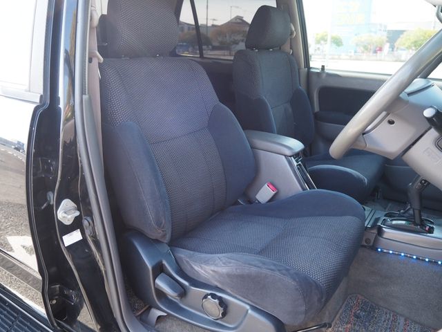 TOYOTA HILUXSURF WAGON 4WD 2001 Image 31