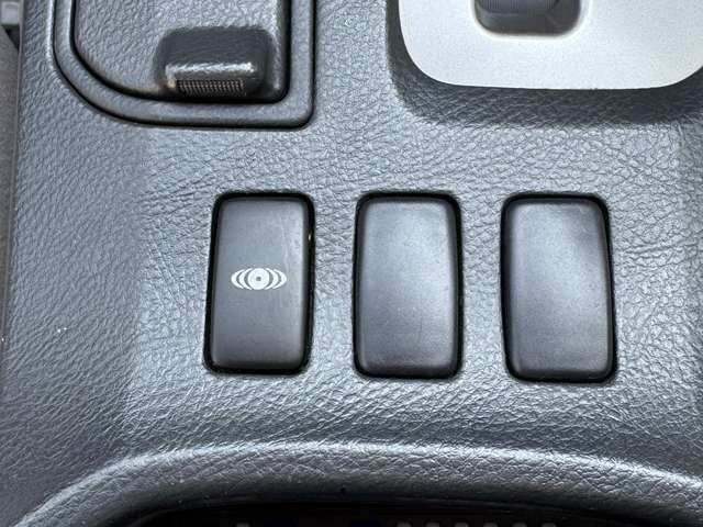 TOYOTA HILUXSURF WAGON 2WD 2008 Image 31