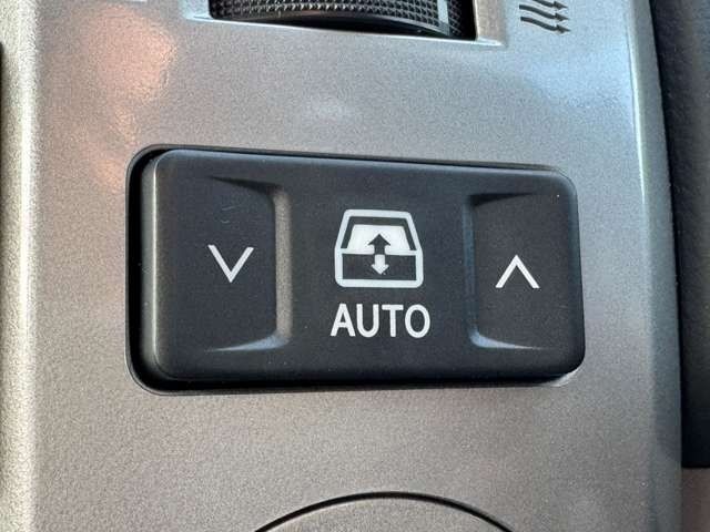 TOYOTA HILUXSURF WAGON 2WD 2008 Image 31