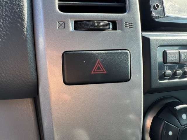 TOYOTA HILUXSURF WAGON 2WD 2008 Image 31