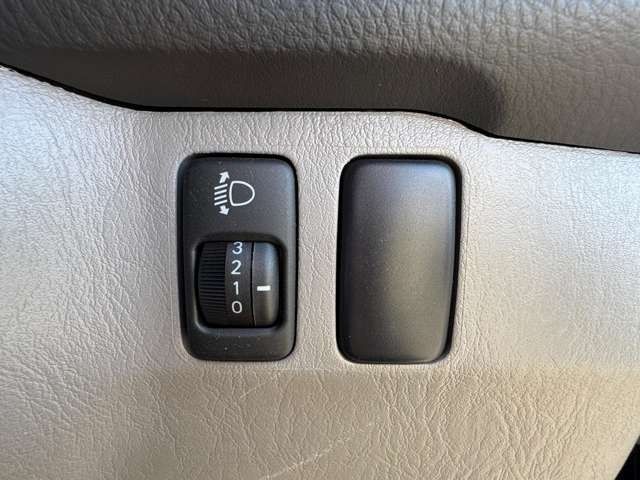 TOYOTA HILUXSURF WAGON 2WD 2008 Image 31