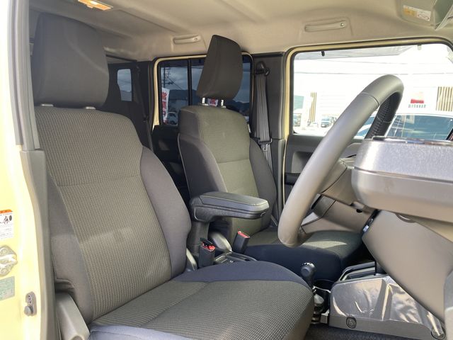 SUZUKI JIMNY NOMADE 2026 Image 31