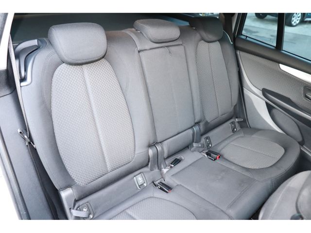 BMW 2SERIES GRAN TOU 2015 Image 31