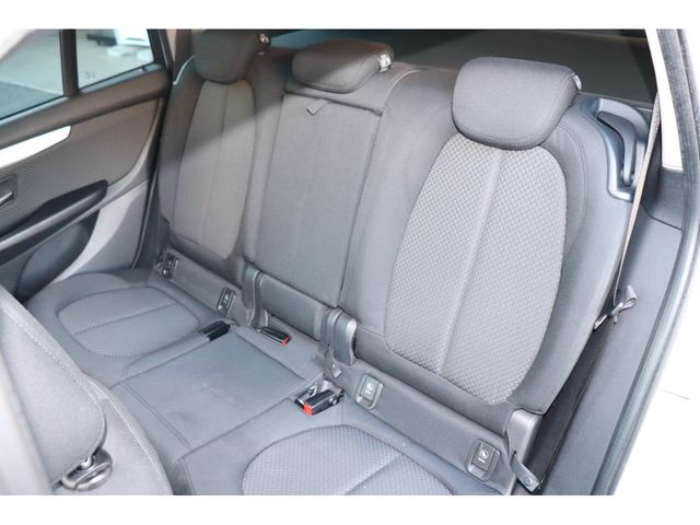 BMW 2SERIES GRAN TOU 2015 Image 31