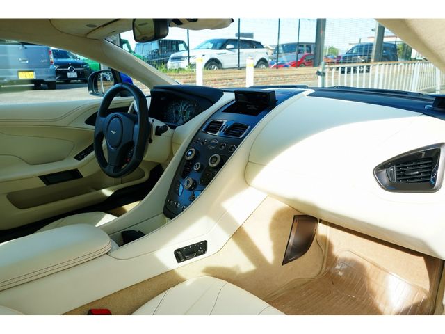 ASTON MARTIN ASTON MARTIN 2014 Image 31