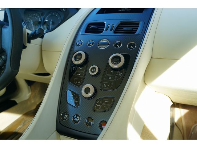 ASTON MARTIN ASTON MARTIN 2014 Image 31