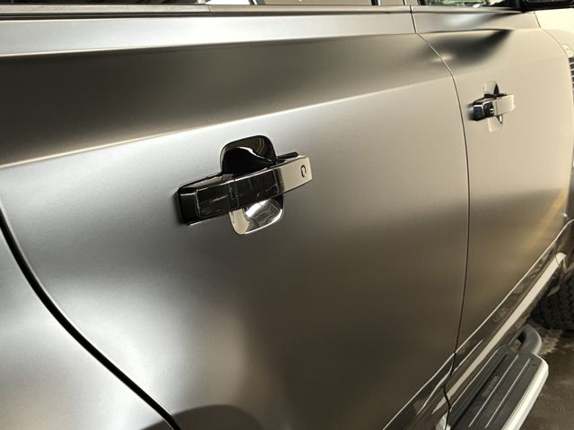 ROVER DEFENDER 2023 Image 31