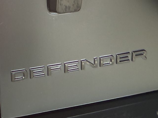 ROVER DEFENDER 2023 Image 31