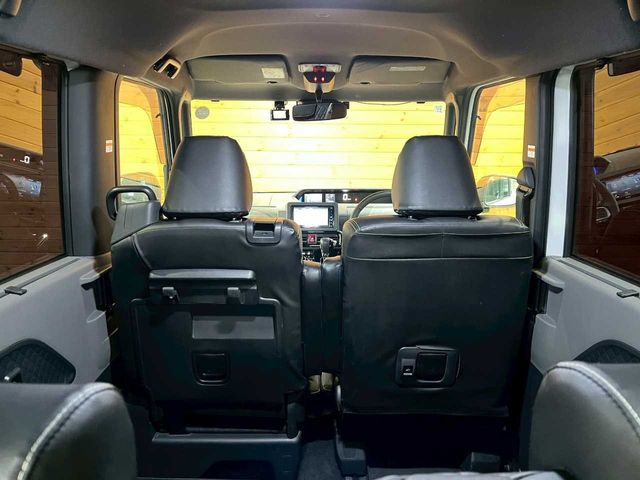 DAIHATSU TANTO CUSTOM 4WD 2019 Image 31