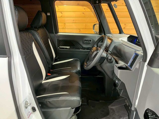 DAIHATSU TANTO CUSTOM 4WD 2019 Image 31