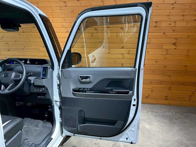 DAIHATSU TANTO CUSTOM 4WD 2019 Image 31