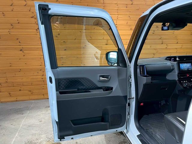 DAIHATSU TANTO CUSTOM 4WD 2019 Image 31