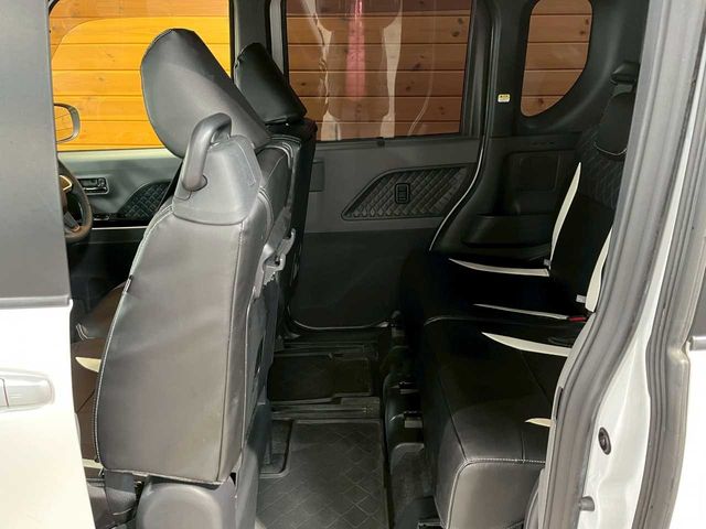 DAIHATSU TANTO CUSTOM 4WD 2019 Image 31