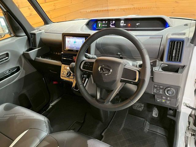 DAIHATSU TANTO CUSTOM 4WD 2019 Image 31