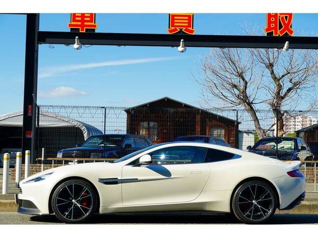 ASTON MARTIN ASTON MARTIN 2016 Image 31