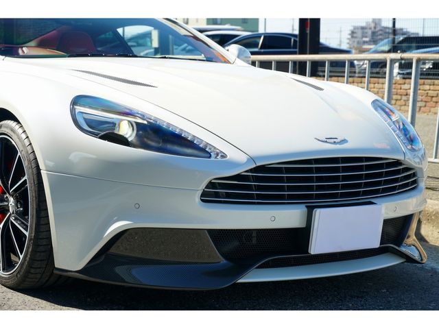 ASTON MARTIN ASTON MARTIN 2016 Image 31