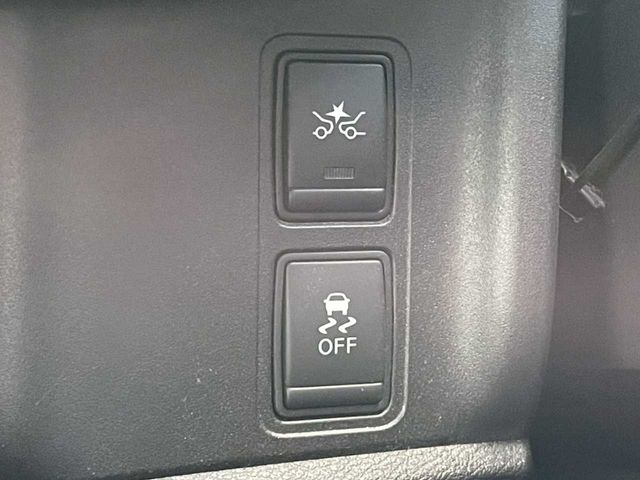 NISSAN SERENA  WG 4WD 2016 Image 31