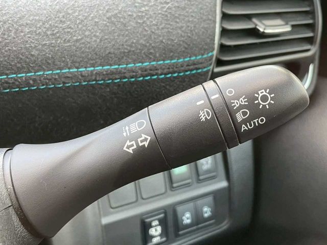 NISSAN SERENA  WG 4WD 2016 Image 31