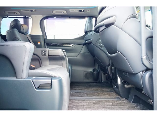 TOYOTA ALPHARD 2023 Image 31