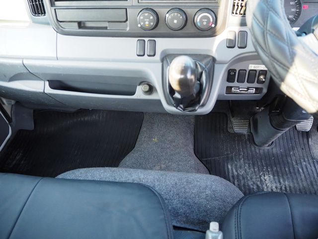 MITSUBISHI CANTER 2013 Image 31