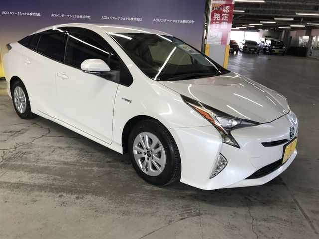TOYOTA PRIUS 2016 Image 31