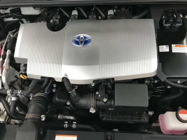 TOYOTA PRIUS 2016 Image 31