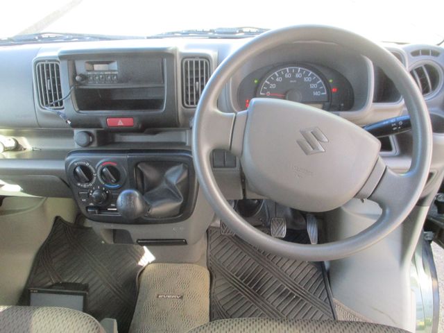 SUZUKI EVERY VAN 4WD 2019 Image 31