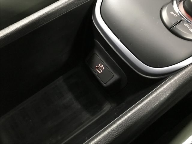 BMW MINI COOPER D CROSSO 2022 Image 31