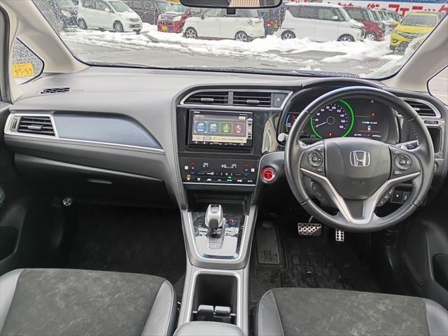 HONDA SHUTTLE HYBRID 2017 Image 31