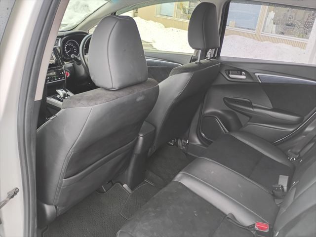 HONDA SHUTTLE HYBRID 2017 Image 31