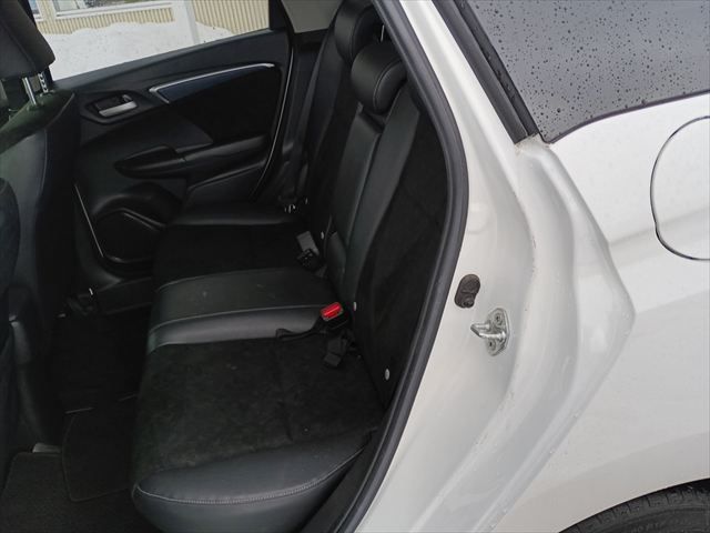 HONDA SHUTTLE HYBRID 2017 Image 31