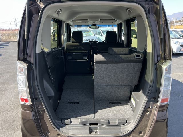 HONDA N BOX 2017 Image 31