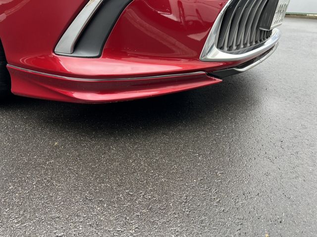 TOYOTA LEXUS ES300H 2019 Image 31