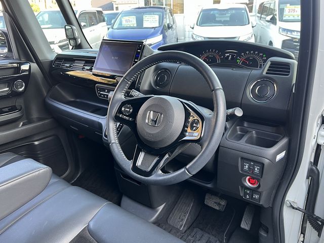 HONDA N BOX CUSTOM 2021 Image 31