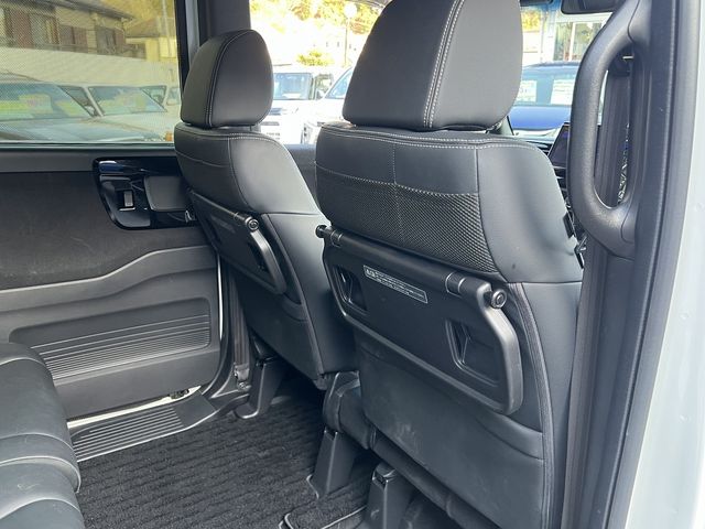 HONDA N BOX CUSTOM 2021 Image 31