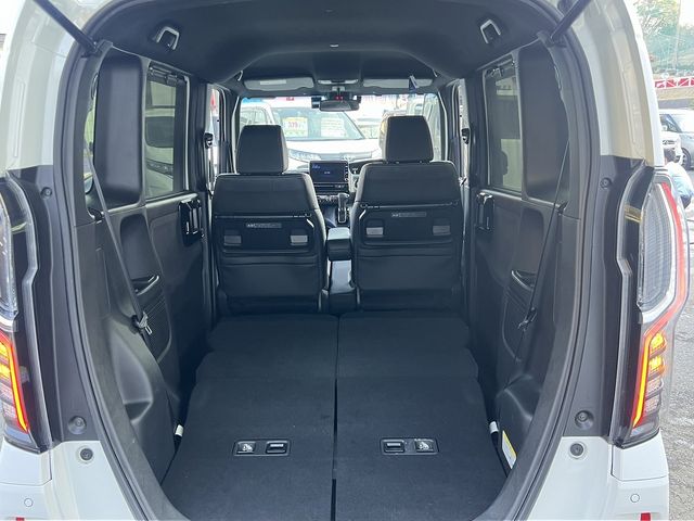 HONDA N BOX CUSTOM 2021 Image 31