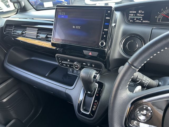 HONDA N BOX CUSTOM 2021 Image 31