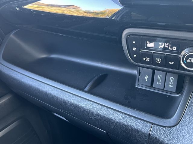 HONDA N BOX CUSTOM 2021 Image 31