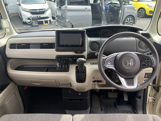 HONDA N BOX 4WD 2018 Image 31