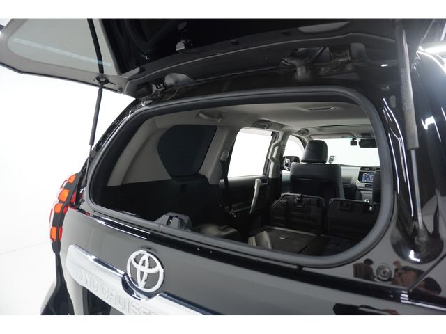 TOYOTA LANDCRUISER PRADO 2021 Image 31