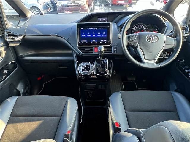 TOYOTA NOAH 2019 Image 31